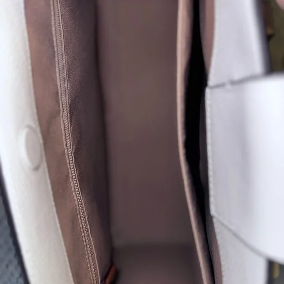 Coach Maggie Tote Bag - Picture 9 of 13